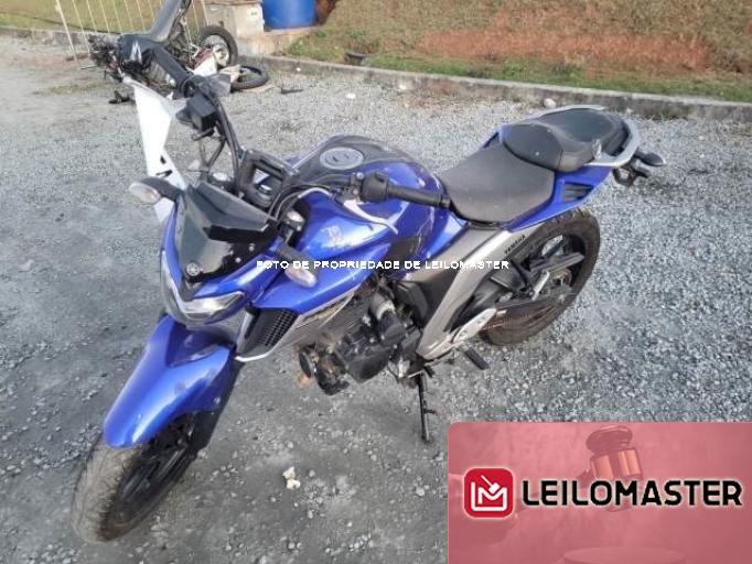 YAMAHA FAZER 250 21/21