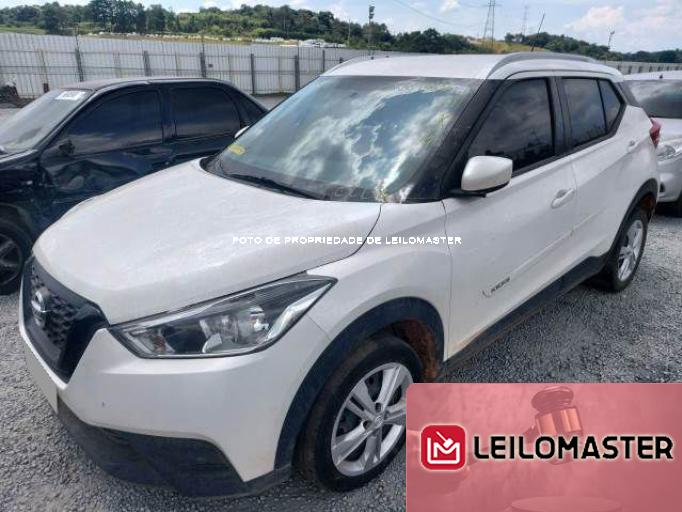 NISSAN KICKS 19/19