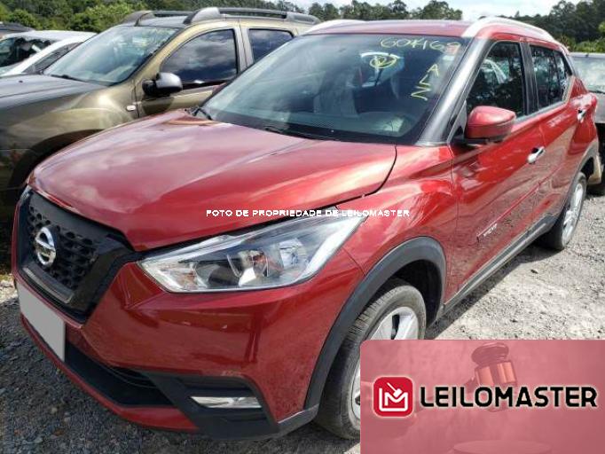 NISSAN KICKS 18/18